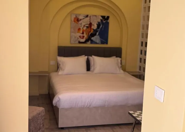 Hotel Cavalli Boutique 4*